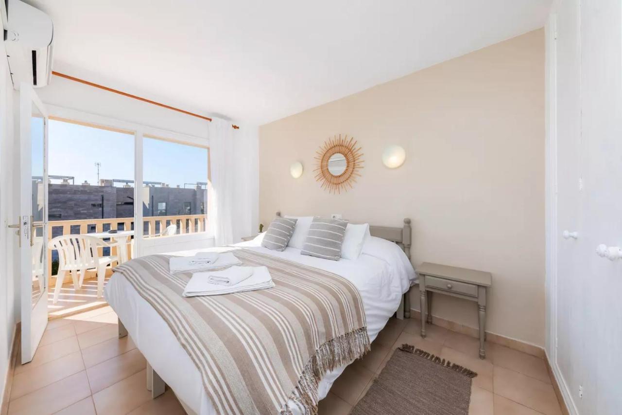 Apartamentos Can Salas カラ・フィゲラ エクステリア 写真