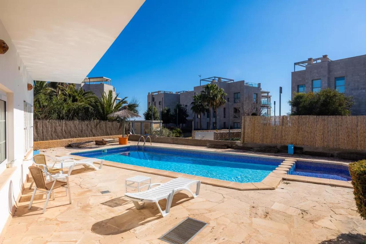 Apartamentos Can Salas カラ・フィゲラ エクステリア 写真